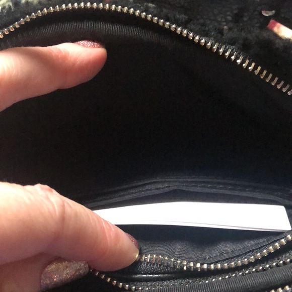 Coach mini purse - Picture 5 of 13